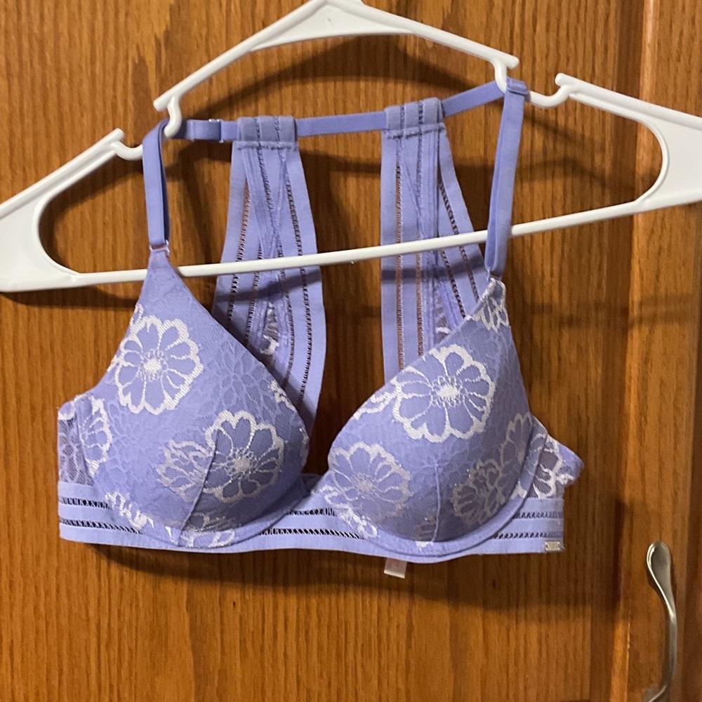 Gently used Victoria secret PINK bra size 32B